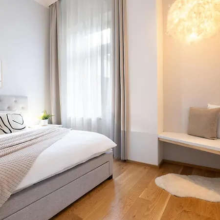 Appartement Negrelli - Main Bus Station