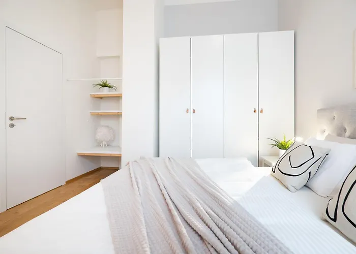 Negrelli - Main Bus Station Appartement *