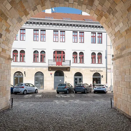Negrelli - Main Bus Station Apartment