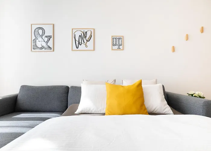 Negrelli - Main Bus Station Apartment