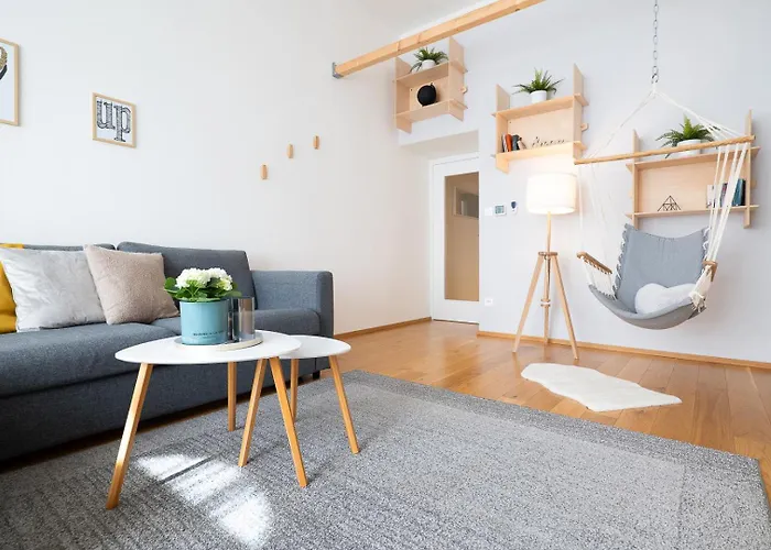 Negrelli - Main Bus Station Apartment