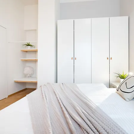 Negrelli - Main Bus Station Apartment *