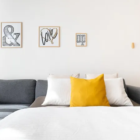 Negrelli - Main Bus Station Apartment